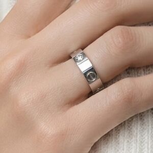 Designer Inspired Ring 18k White Gold Plated Nwot